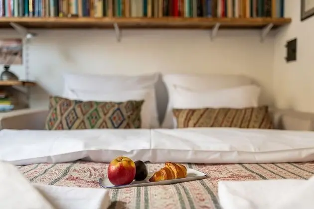 Traditional Apart Daire