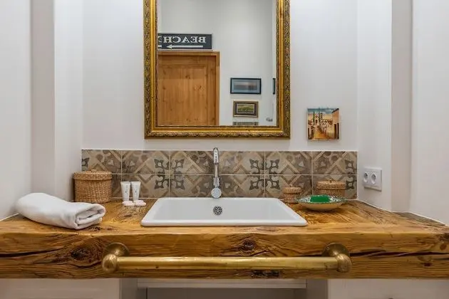 Traditional Apart Daire