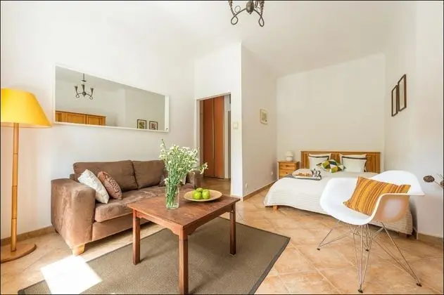 Standard Stüdyo (at 10 Wyzwolenia Avenue)