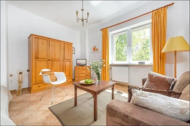 Standard Stüdyo (at 10 Wyzwolenia Avenue)