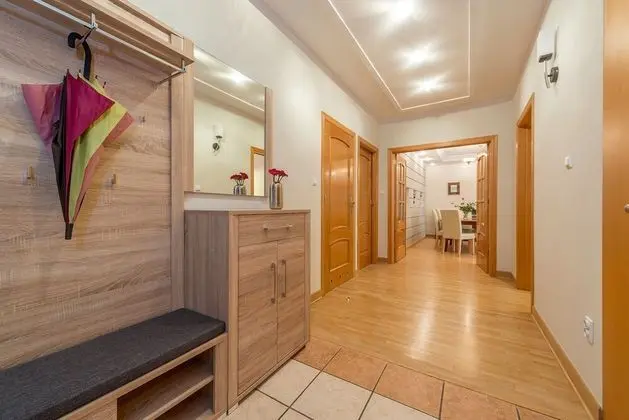 Luxury Apart Daire, 3 Yatak Odası (at 16 Tamka Street)