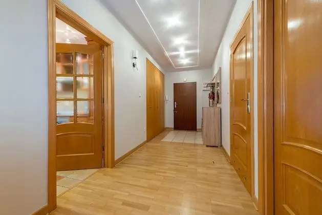 Luxury Apart Daire, 3 Yatak Odası (at 16 Tamka Street)