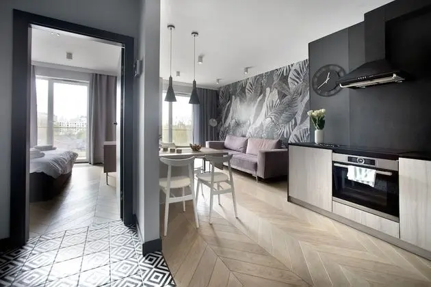 Soho Factory 10 (at 18a Zupnicza)