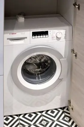 Soho Factory 10 (at 18a Zupnicza)