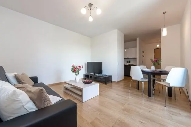 Apart Daire, 1 Yatak Odası (at 16 Obozowa Street)