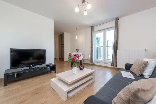 Apart Daire, 1 Yatak Odası (at 16 Obozowa Street)