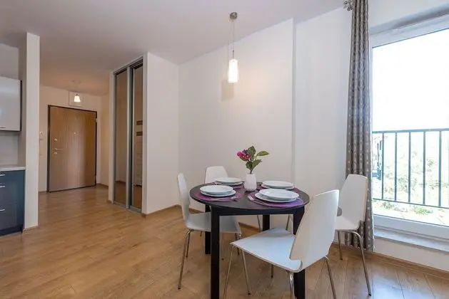 Apart Daire, 1 Yatak Odası (at 16 Obozowa Street)