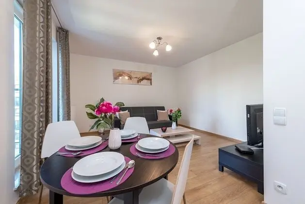 Apart Daire, 1 Yatak Odası (at 16 Obozowa Street)