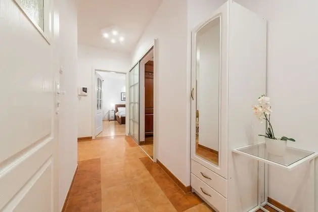 Apart Daire (6 Adults - at 6 Grodkowska Street)