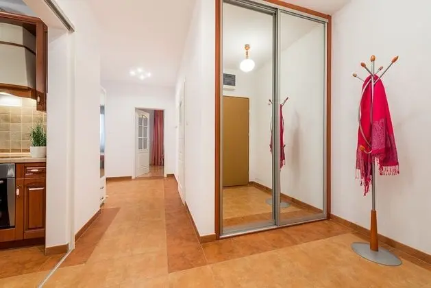 Apart Daire (6 Adults - at 6 Grodkowska Street)