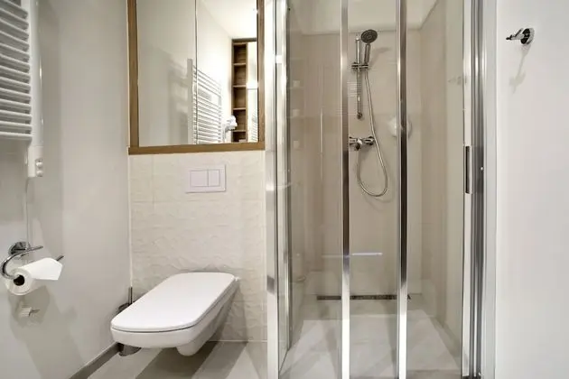 Classic Tek Büyük veya İki Ayrı Yataklı Oda