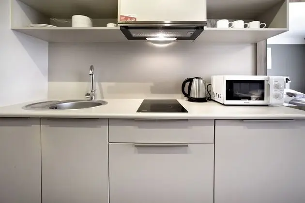 Classic Tek Büyük Yataklı Oda