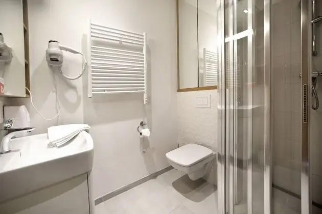 Classic Tek Büyük Yataklı Oda