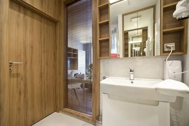 Classic Tek Büyük Yataklı Oda