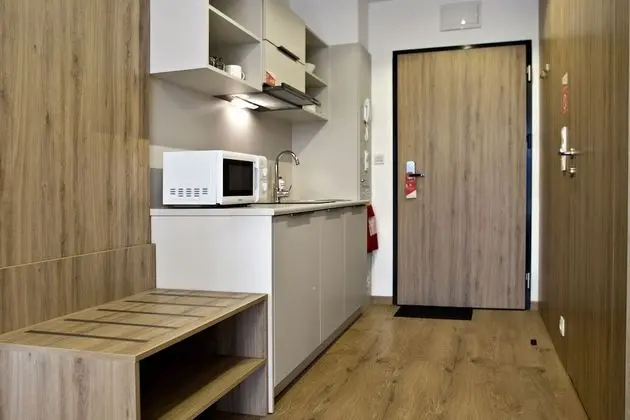 Comfort Tek Büyük Yataklı Oda