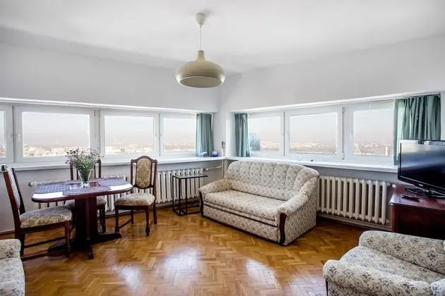 Apart Daire, 2 Yatak Odası, Küçük Mutfak