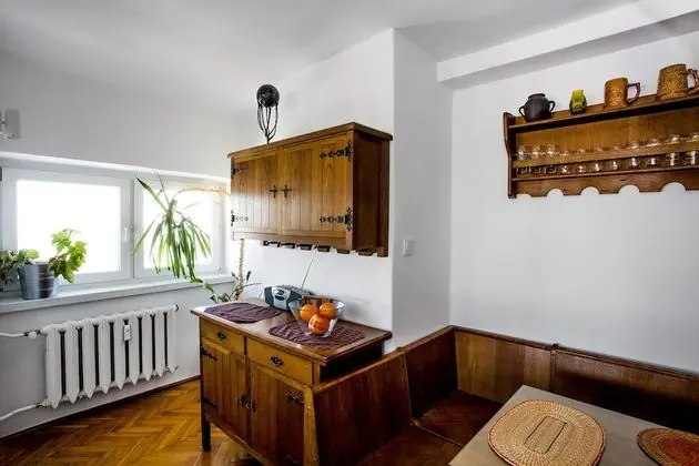 Apart Daire, 2 Yatak Odası, Küçük Mutfak