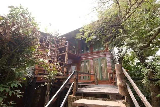 Standard Twin Room with Garden View