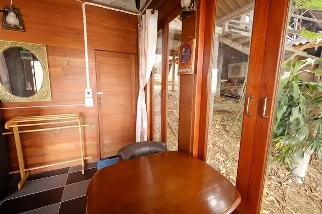 Superior Room with River View (Double&Single bed)