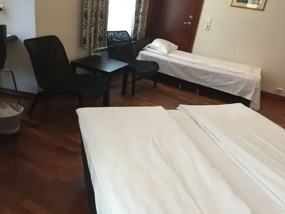 Üç Kişilik Oda