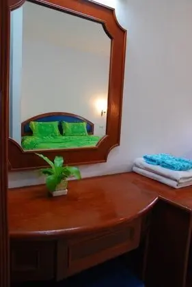 Standard Tek Büyük Yataklı Oda