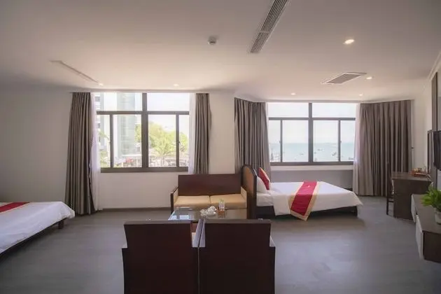 Luxury Oda