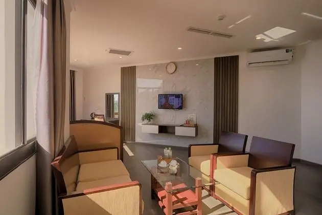 Luxury Oda