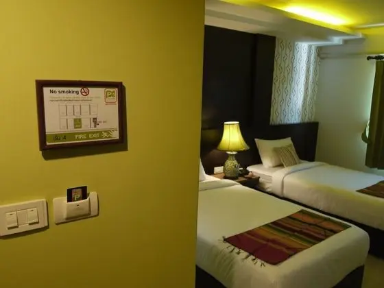 Standard Twin Room