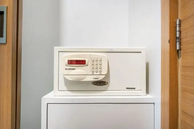 Superior Tek Büyük veya İki Ayrı Yataklı Oda
