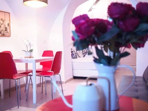 Studio Apartment Ground Floor