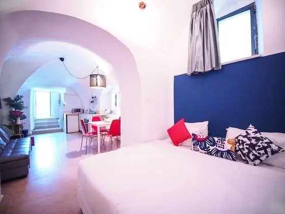 Studio Apartment Ground Floor