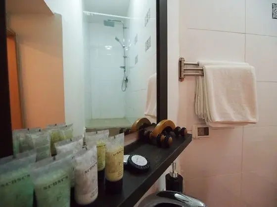 Studio Apartment Ground Floor