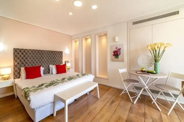 Deluxe Tek Büyük veya İki Ayrı Yataklı Oda, Balkon