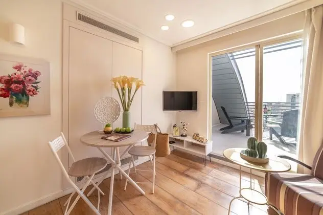 Deluxe Tek Büyük veya İki Ayrı Yataklı Oda, Balkon