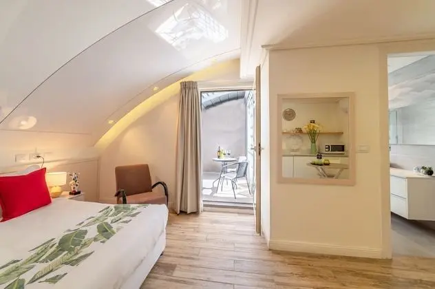 Deluxe Tek Büyük veya İki Ayrı Yataklı Oda, Balkon