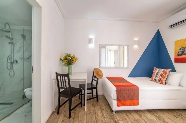 Deluxe Üç Kişilik Oda