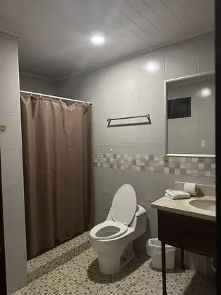 Basic Dört Kişilik Oda, 2 Çift Kişilik Yatak