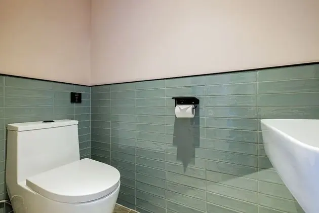 Exclusive Tek Büyük Yataklı Oda