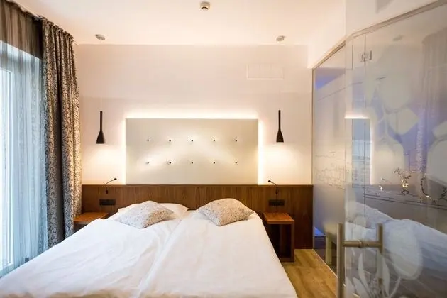 Tek Büyük veya İki Ayrı Yataklı Oda