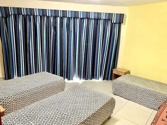 Economy Two-Bedroom Apartment (5 beds)