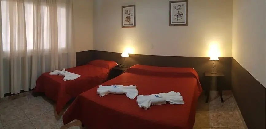 Üç Kişilik Oda