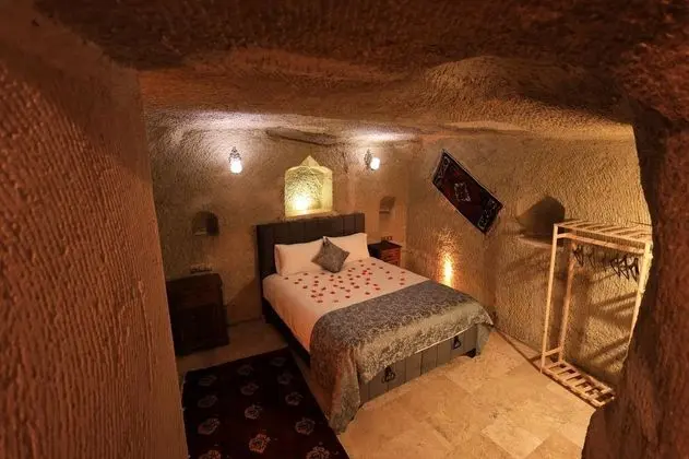 Cave Room, Bahçe Manzaralı