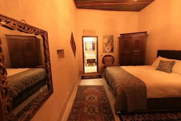 Triple Cave Room, Bahçe Manzaralı