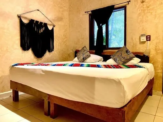 Traditional Tek Büyük Yataklı Oda, Bahçe Manzaralı, Bahçeli