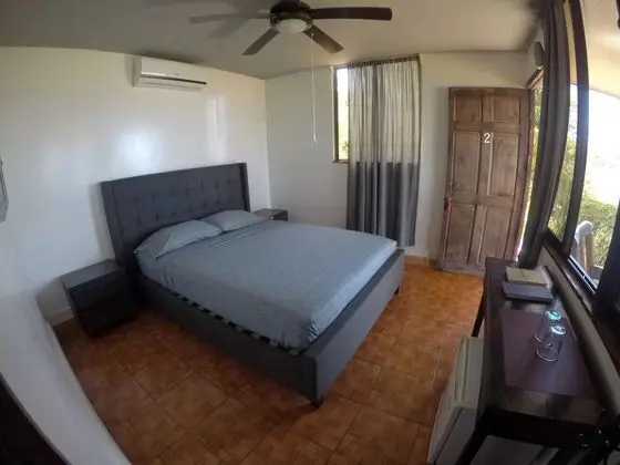 Tek Büyük Yataklı Oda, 1 Büyük (Queen) Boy Yatak, Okyanus Manzaralı, Okyanusa Sıfır