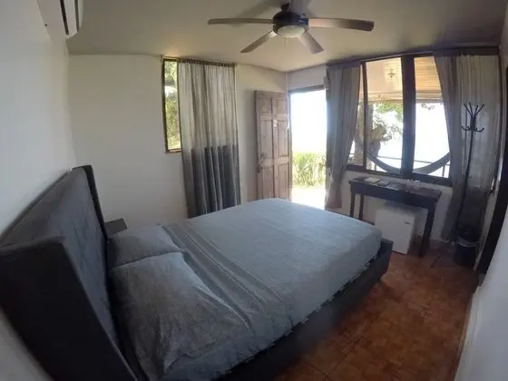 Tek Büyük Yataklı Oda, 1 Büyük (Queen) Boy Yatak, Okyanus Manzaralı, Okyanusa Sıfır