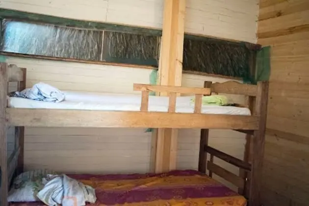 Dört Kişilik Oda, Birden Çok Yatak, Sigara İçilmez