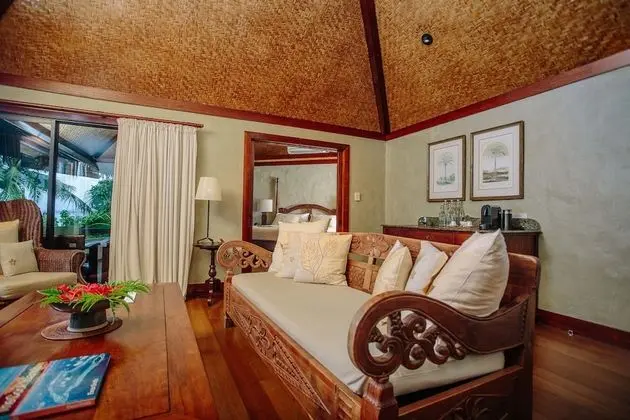 Villa, Denize Sıfır (Ultimate)