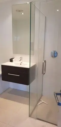 Standard Apart Daire, Birden Çok Yatak Odası (3 Bedroom Apt. 1Q+4S)