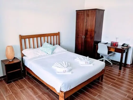 Standard Oda, Havuz Manzaralı